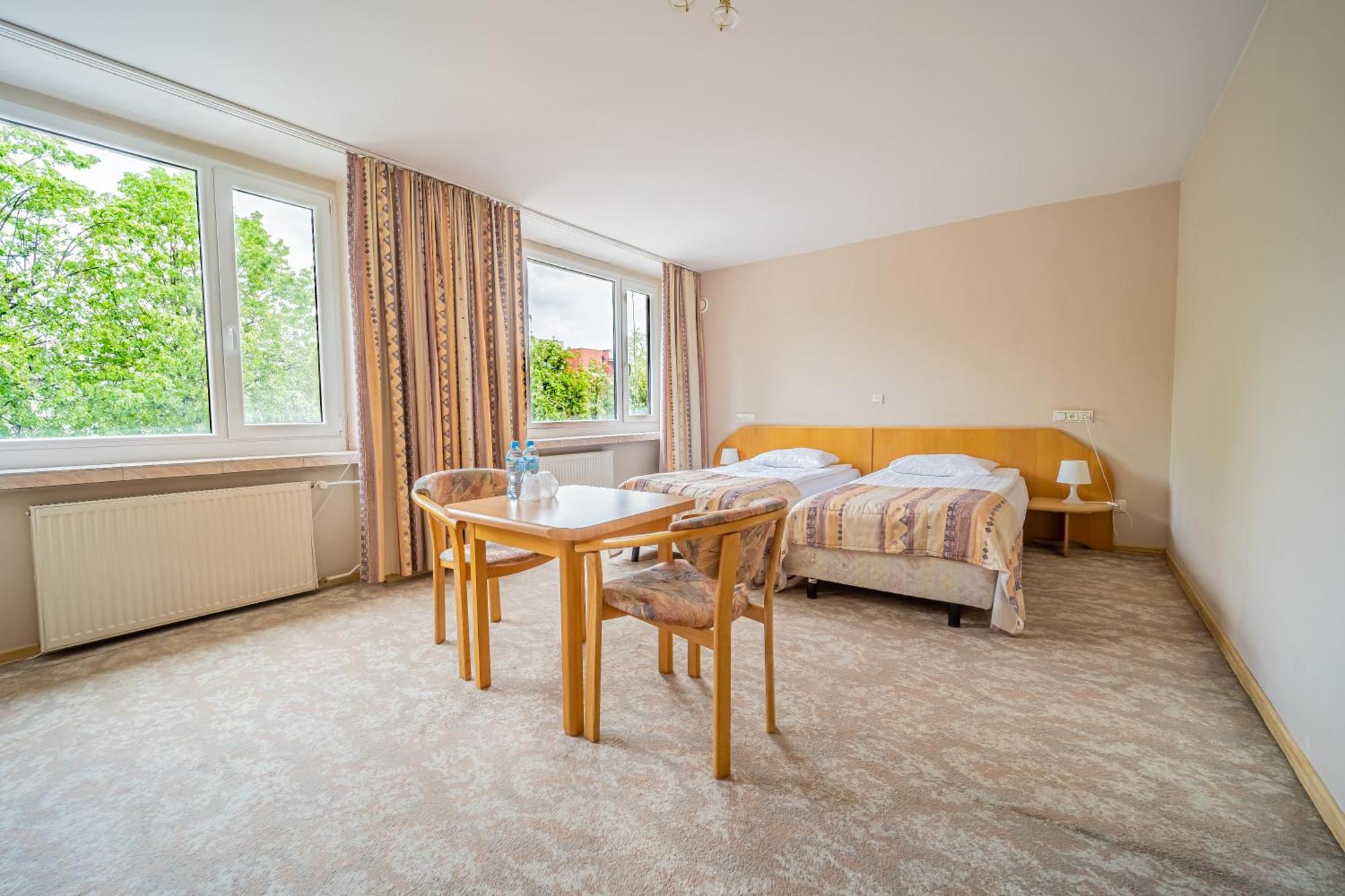 Hotel Mazowiecki Lodz Extérieur photo