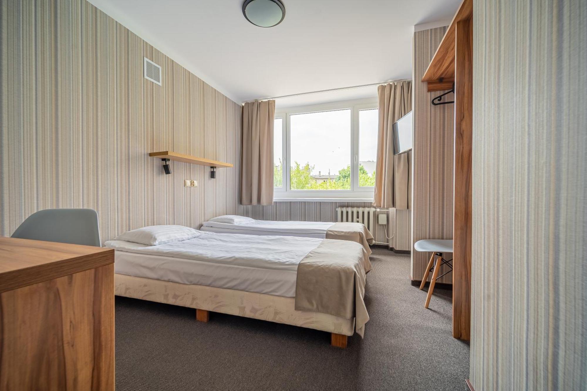 Hotel Mazowiecki Lodz Extérieur photo